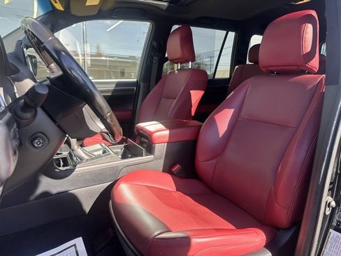 Used 2023 Lexus GX 460 Premium image 13