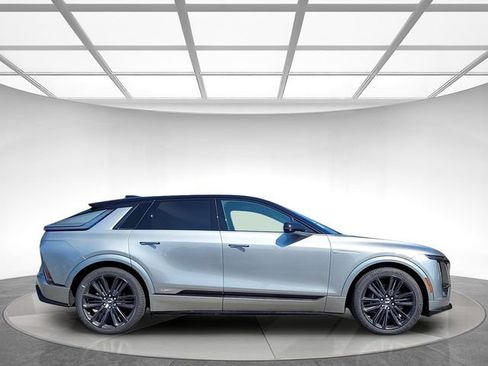 New 2026 Cadillac Lyriq V w/ LPO, Floor Liner Package image 4