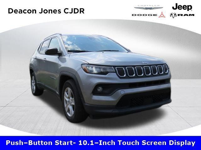 Used 2022 Jeep Compass Latitude FWD image 1
