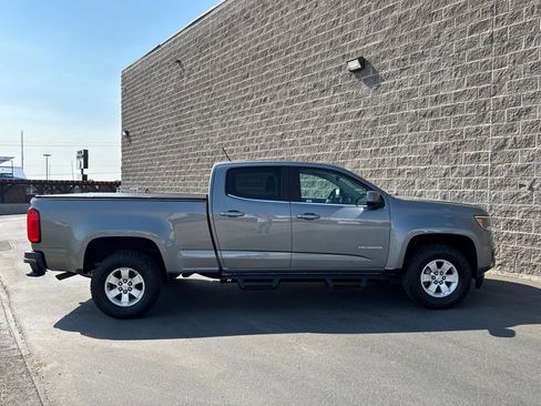 Used 2018 Chevrolet Colorado W/T w/ WT Convenience Package RWD image 4