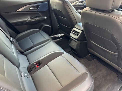 Used 2024 Chevrolet Equinox EV LT AWD/4WD image 18