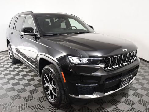 Used 2024 Jeep Grand Cherokee L Limited w/ Luxury Tech Group II AWD/4WD image 9