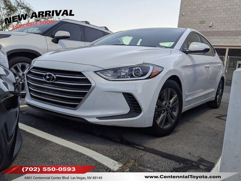Used 2018 Hyundai Elantra SEL image 1