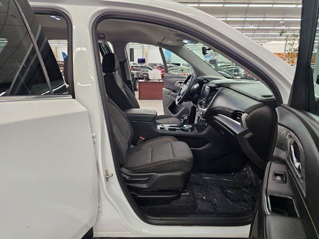 Used 2021 Chevrolet Traverse LS AWD/4WD image 10