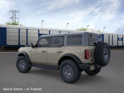 New 2025 Ford Bronco Outer Banks w/ Sasquatch Package