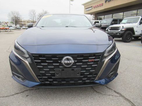 Used 2023 Nissan Altima 2.5 SR image 10