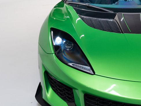 Used 2021 Lotus Evora image 21