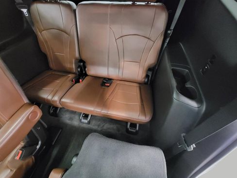 Used 2018 Buick Enclave Avenir w/ Avenir Technology Package image 25