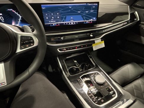 New 2027 BMW X7 xDrive40i w/ M Sport Package AWD/4WD image 19
