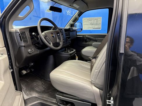New 2025 Chevrolet Express 2500 Extended w/ Driver Convenience Package image 12