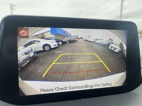 Used 2018 MAZDA MAZDA3 Grand Touring w/ Premium Equipment Package image 3