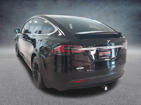 Used 2018 Tesla Model X 75D image 9