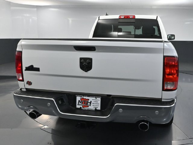 Used 2017 RAM 1500 Big Horn RWD image 5