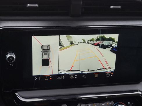 Used 2024 GMC Sierra 1500 AT4X AWD/4WD image 23
