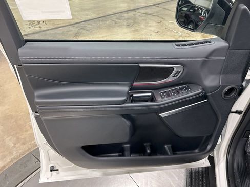 New 2025 Ford Expedition Max Platinum w/ Stealth Performance Package image 12