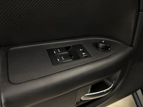 Used 2009 Dodge Challenger R/T RWD image 18