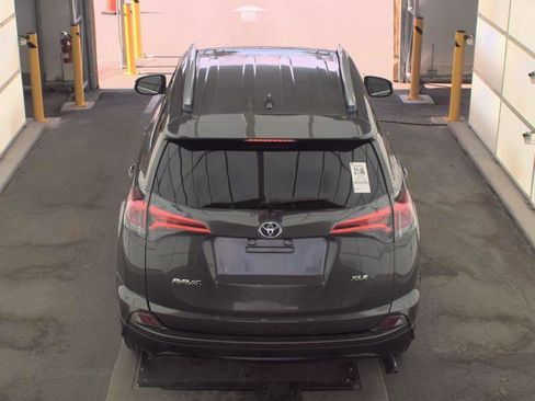Used 2018 Toyota RAV4 XLE FWD image 4