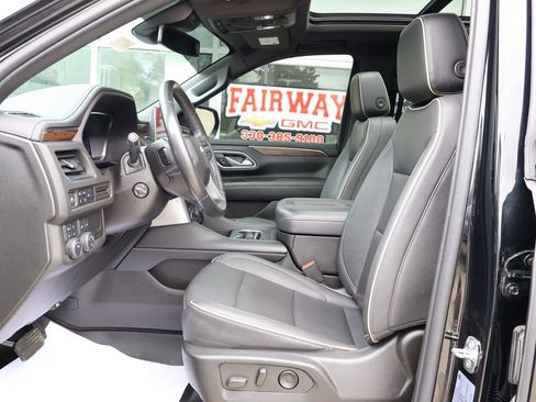 Used 2023 Chevrolet Tahoe Premier AWD/4WD image 14