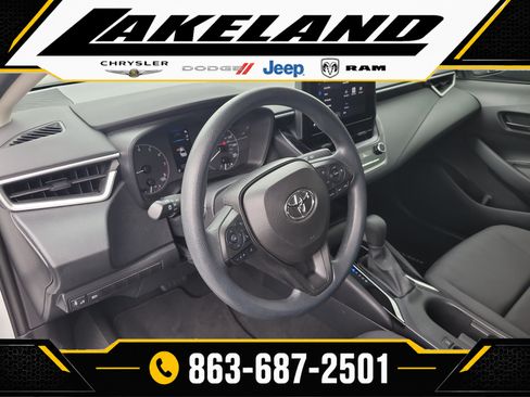 Used 2023 Toyota Corolla LE FWD image 19
