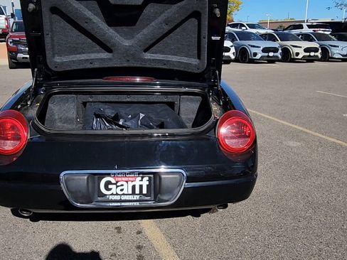 Used 2002 Ford Thunderbird Deluxe image 27