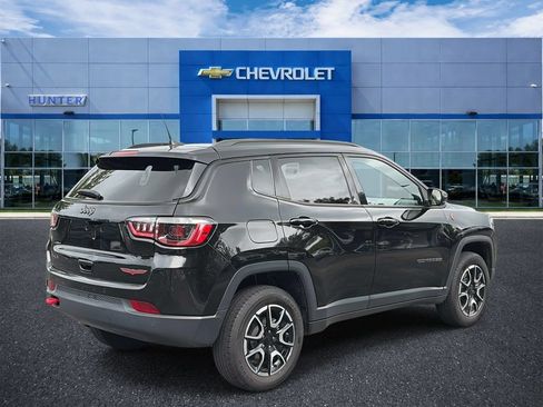 Used 2024 Jeep Compass Trailhawk AWD/4WD image 6