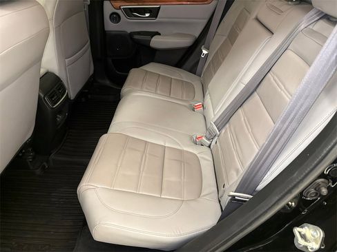 Used 2020 Honda CR-V Touring image 19