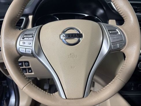 Used 2015 Nissan Rogue SL AWD/4WD image 17