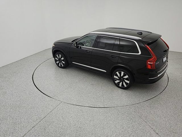 Certified 2025 Volvo XC90 T8 Plus w/ Protection Package Premier AWD/4WD image 19