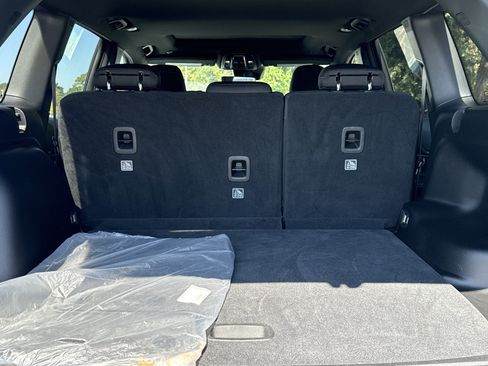 Used 2025 Jeep Grand Cherokee Laredo X w/ Luxury Tech Group I image 14