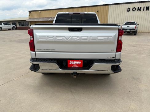 Used 2021 Chevrolet Silverado 1500 LT w/ Convenience Package II image 5