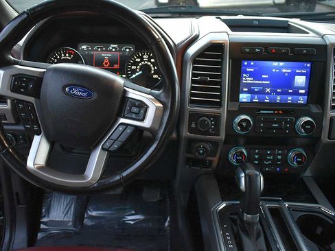 Used 2019 Ford F150 Platinum w/ Equipment Group 701A Luxury image 14