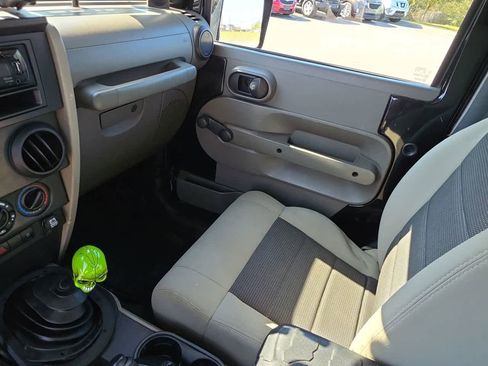 Used 2008 Jeep Wrangler X image 11