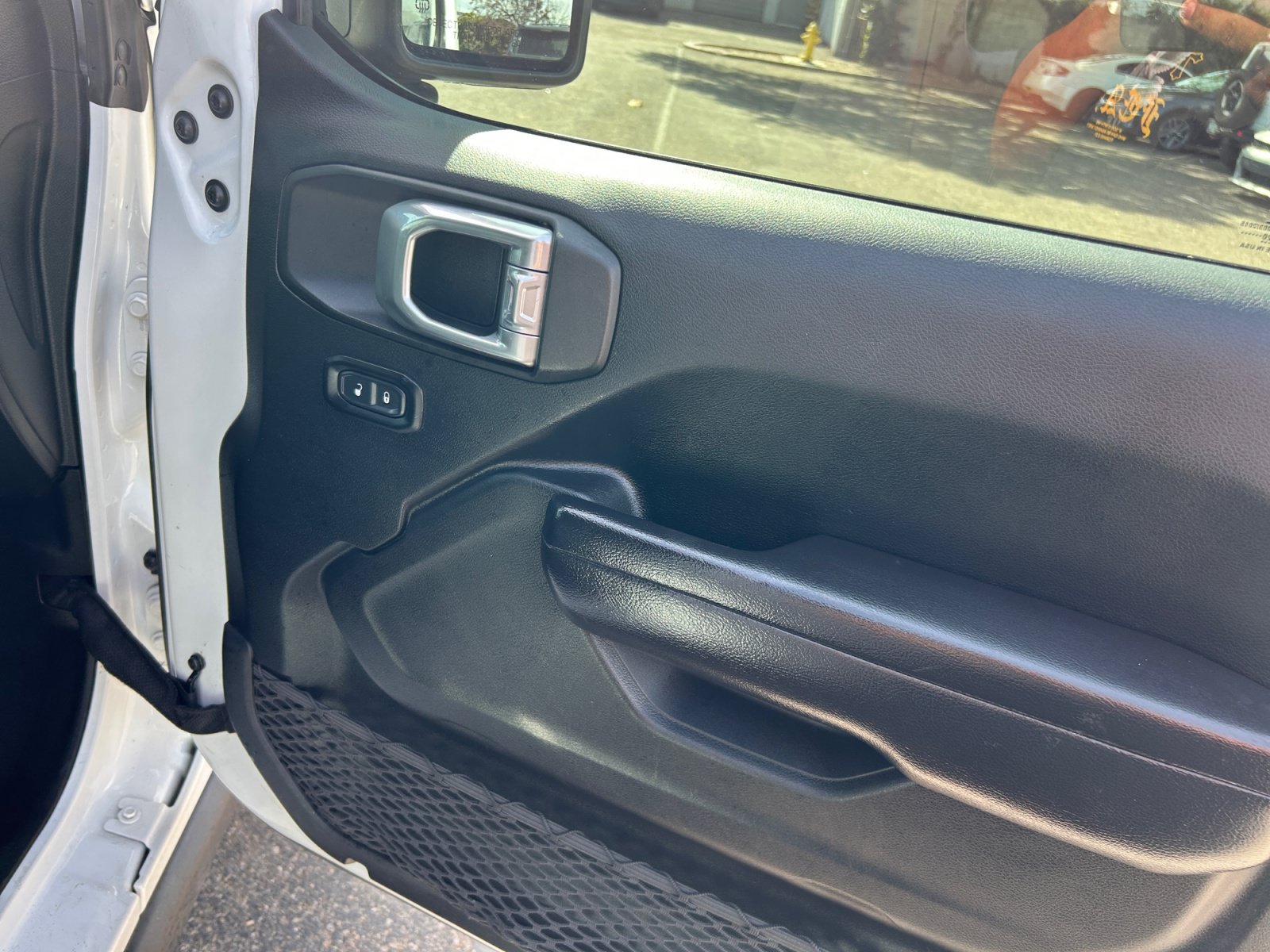 Used 2020 Jeep Wrangler Unlimited Rubicon AWD/4WD image 16
