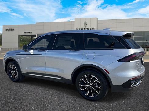 New 2026 Lincoln Nautilus Premier AWD/4WD image 5