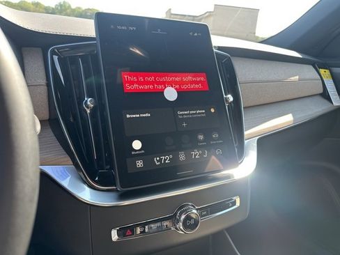 New 2026 Volvo XC90 B6 Plus w/ Protection Package Premier image 15