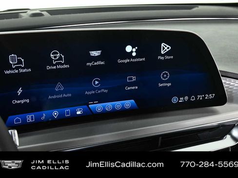 New 2026 Cadillac Lyriq Luxury image 13