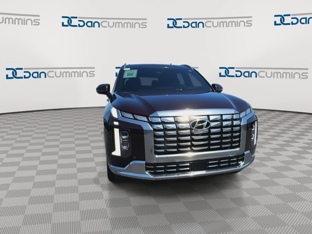 Used 2023 Hyundai Palisade Calligraphy AWD/4WD image 3