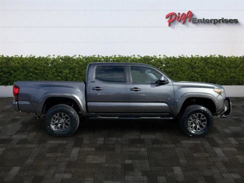 Used 2023 Toyota Tacoma SR5 image 9