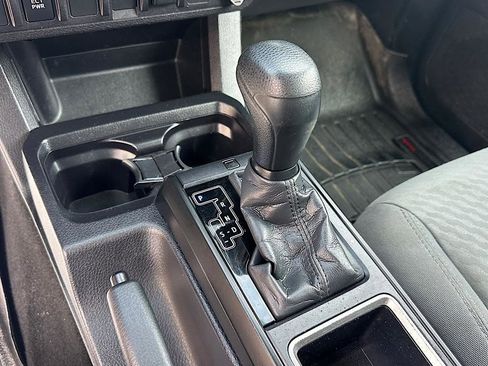 Certified 2021 Toyota Tacoma SR image 29