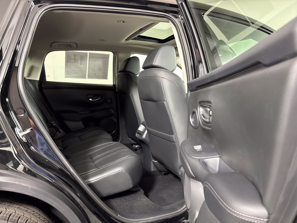Used 2027 Honda HR-V EX-L image 19