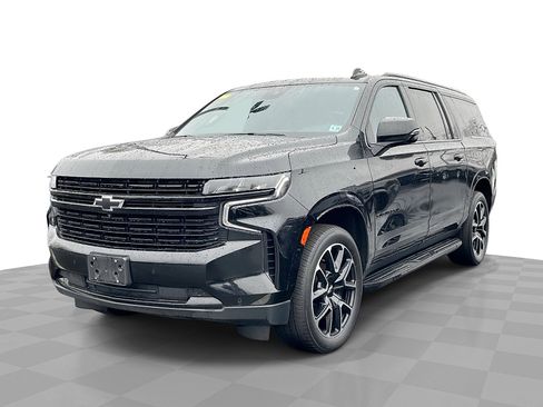 Certified 2024 Chevrolet Suburban RST w/ Luxury Package image 1