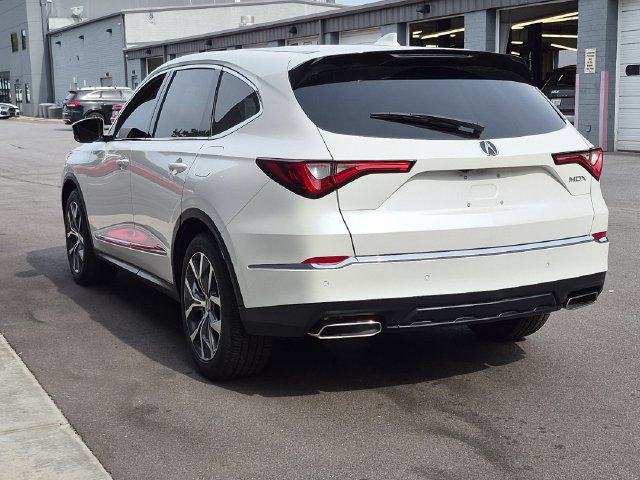 Used 2023 Acura MDX w/ Technology Package FWD image 5