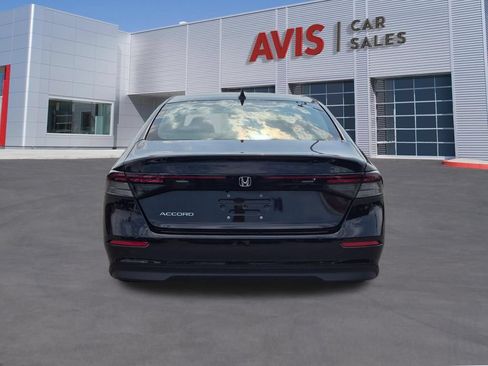 Used 2025 Honda Accord LX image 7