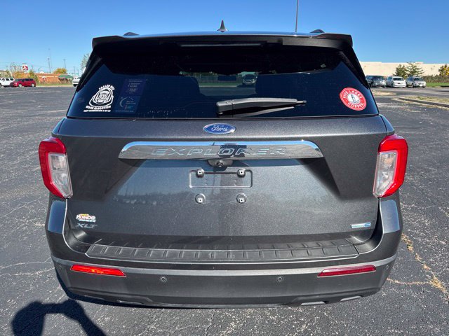 Used 2020 Ford Explorer XLT AWD/4WD image 5