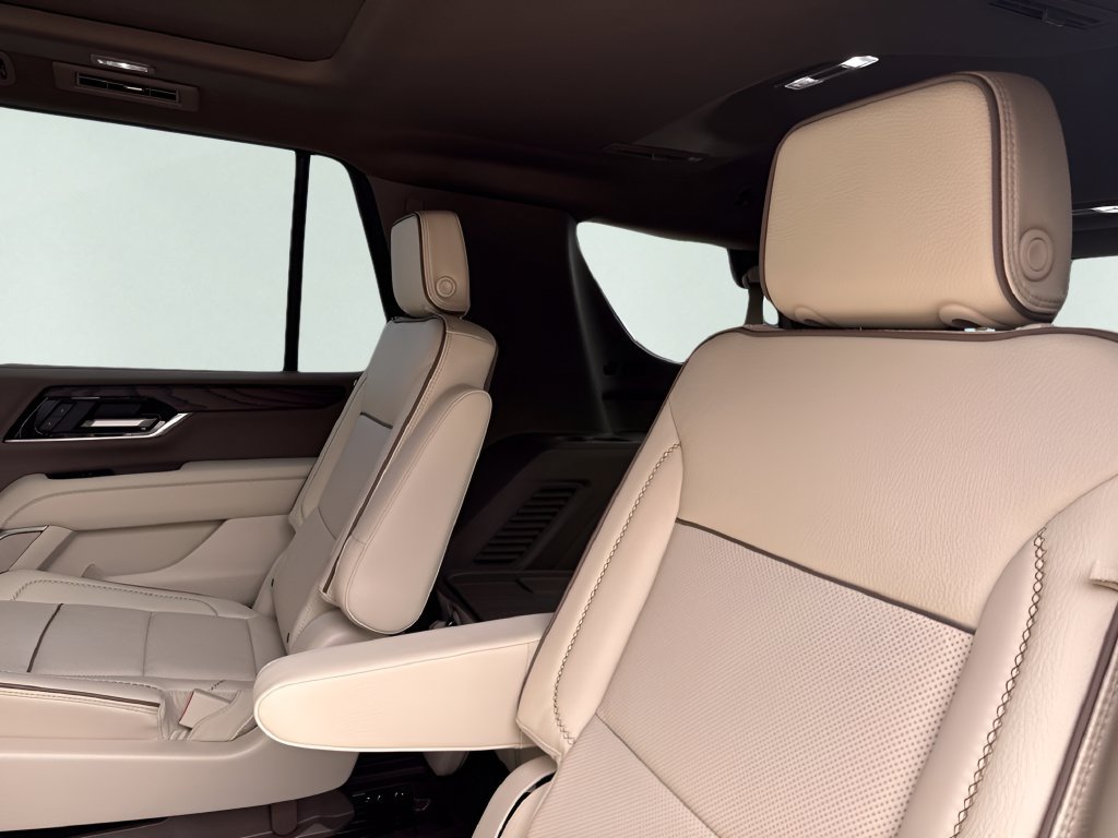 New 2026 GMC Yukon Denali w/ Denali Reserve Package AWD/4WD image 24
