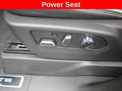 Used 2026 GMC Sierra 2500 Denali Ultimate AWD/4WD image 32