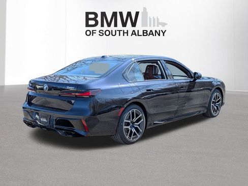 New 2026 BMW 760i xDrive w/ Executive Package AWD/4WD image 5
