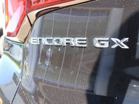 Used 2025 Buick Encore GX Sport Touring w/ Advanced Technology Package image 6