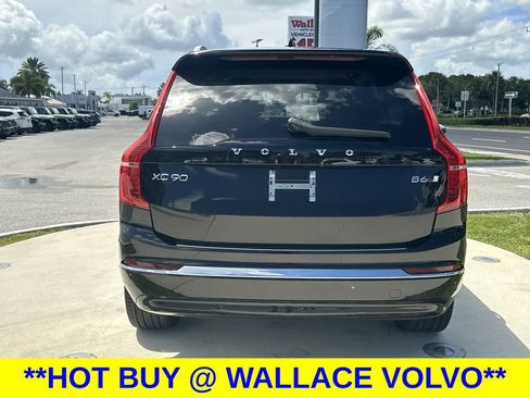 Used 2023 Volvo XC90 B6 Ultimate w/ Lounge Package AWD/4WD image 5