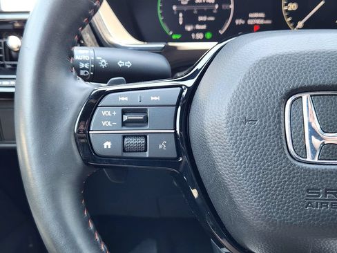 Used 2023 Honda CR-V Sport Touring image 17